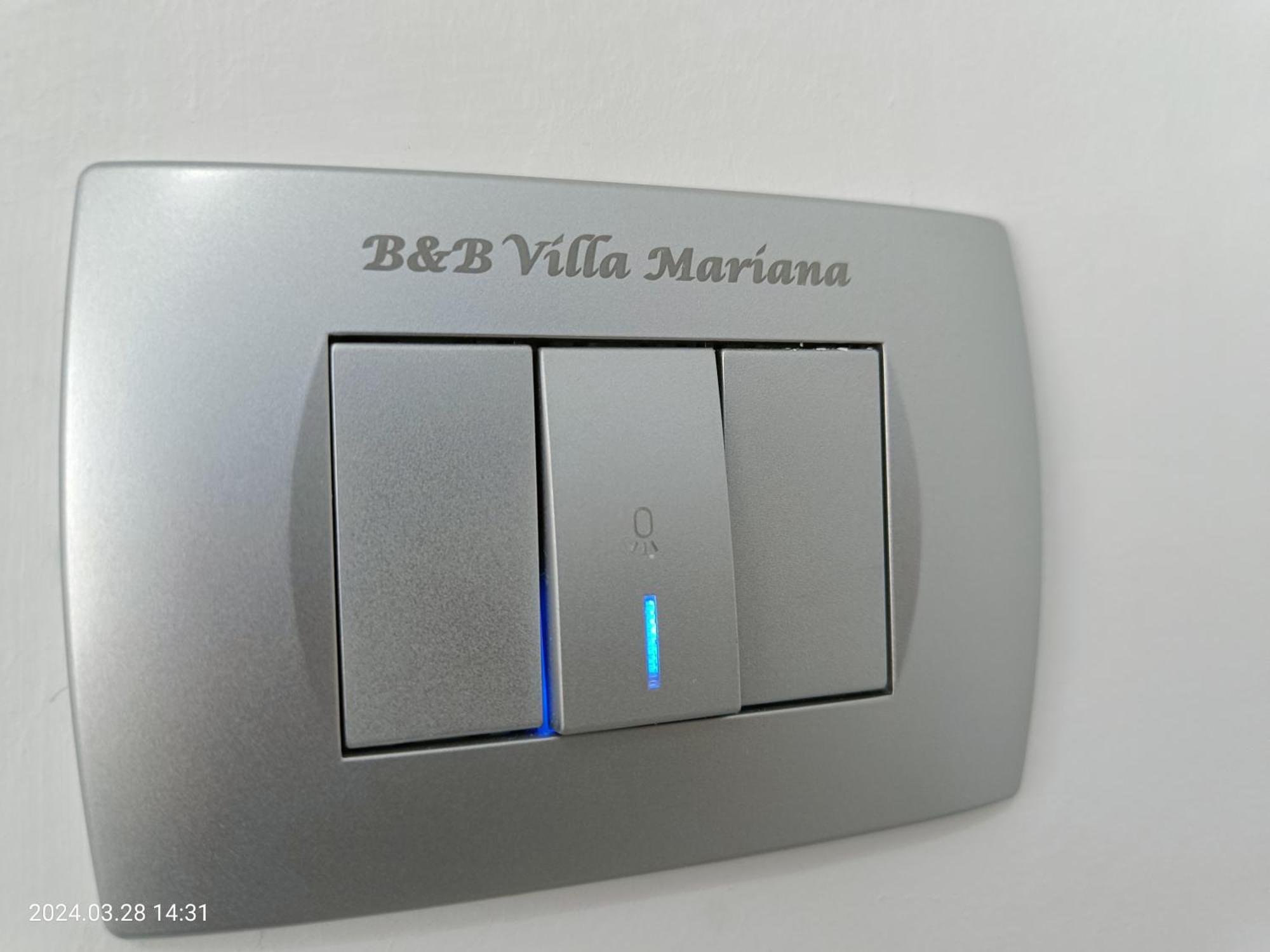 Villa Mariana Bed And Breakfast ซาลุซโซ ภายนอก รูปภาพ